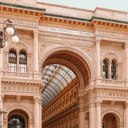 The Boutique - Iconic In Galleria Duomo With Private Parking *