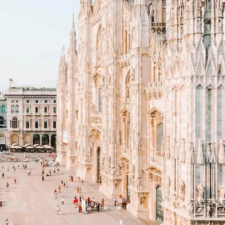 The Boutique - Iconic In Galleria Duomo With Private Parking Милан
