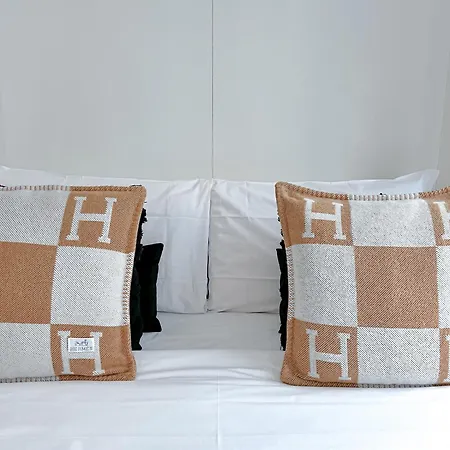 The Boutique - Iconic In Galleria Duomo With Private Parking * Mediolan